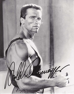 アーノルド・シュワルツェネッガー 直筆オートグラフ | オートグラフ