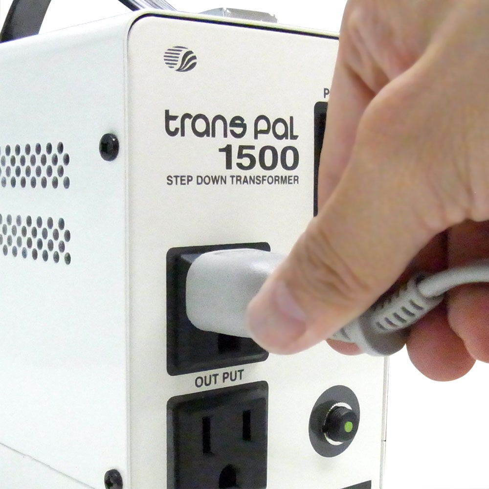予約受付品】PAL-1500IP 海外用 1500W 変圧器 ダウントランス