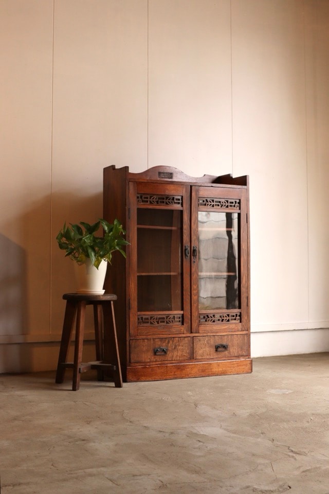 ガラス戸棚 | 全ての商品 - 古家具古道具 そうすけ