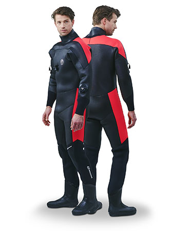 2024年 選ぶ！ダイビング器材シリーズ Vol.3 ドライスーツの選び方