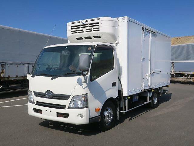 日野 デュトロ 小型 冷蔵冷凍バン TKG-XZU710M (39832)｜中古トラック