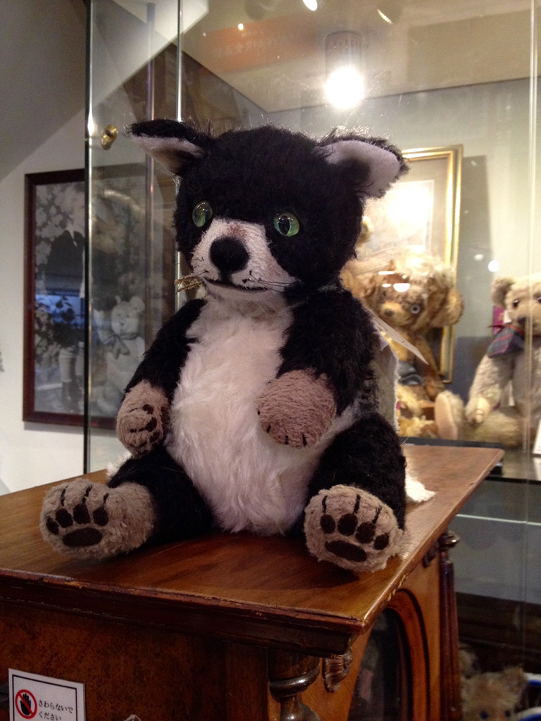 金井二一奈【ネコ】 | 清里高原メイフェア