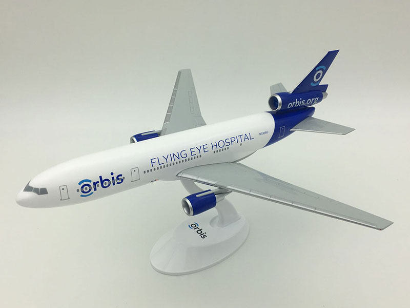MD-10 Flying Eye Hospital Plane Model (Scale 1 : 200)