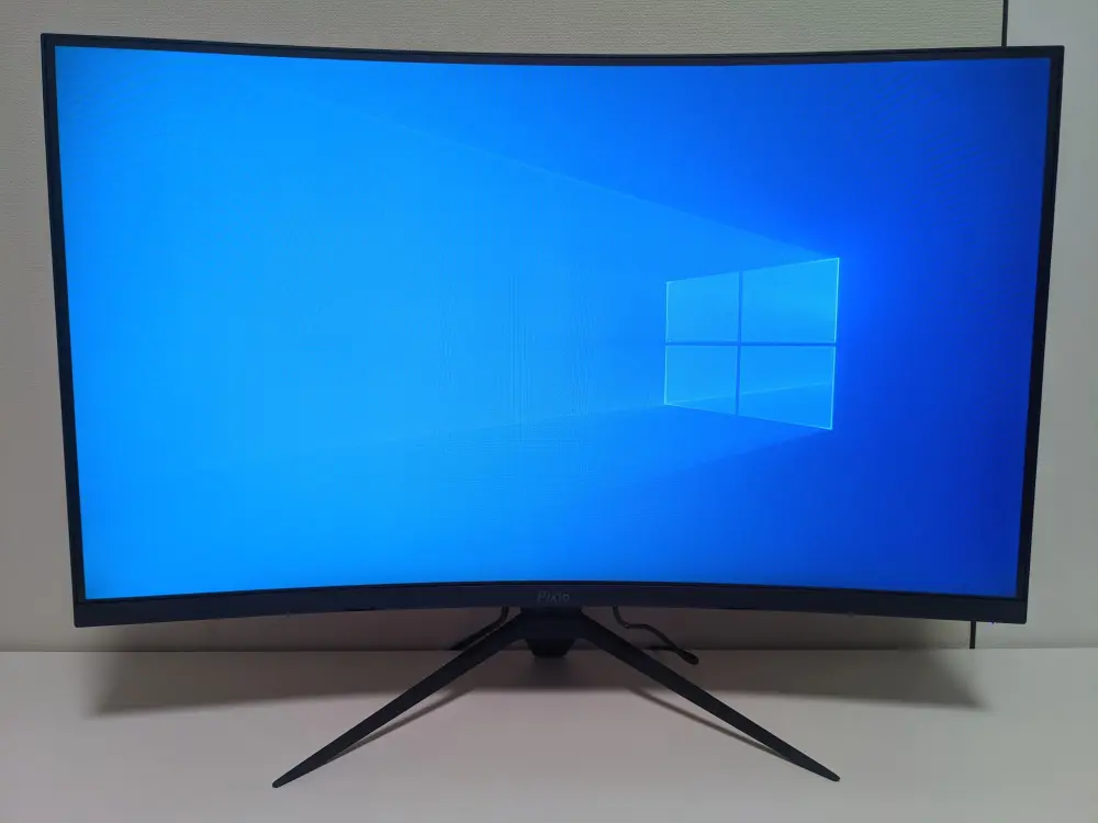 Pixio PXC325のレビュー！31.5インチ湾曲パネル+165Hzのゲーミング