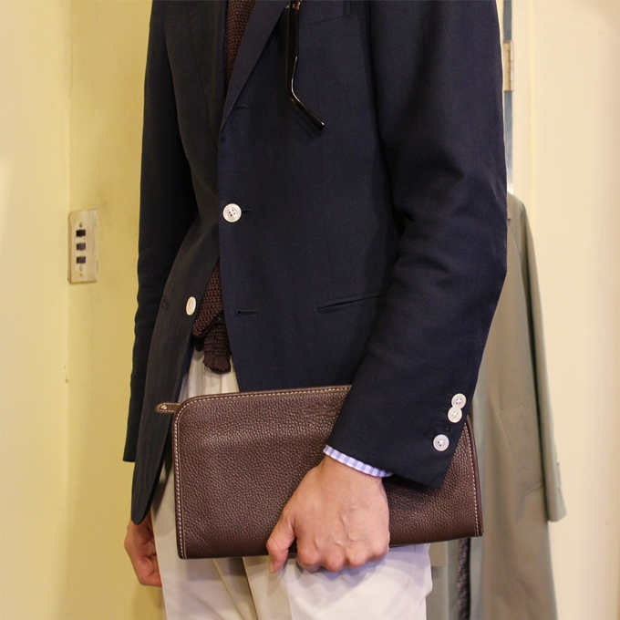 トラモンターノのクラッチバッグを3年使用した感想をレビュー - 【OGA