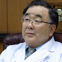 開院以来、24時間対応の救急医療を提供。研修制度を充実させ、若手医師