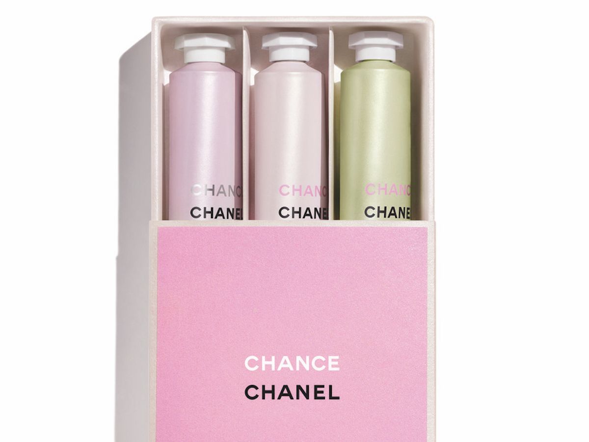 chanel_handcream_in_box2.jpg
