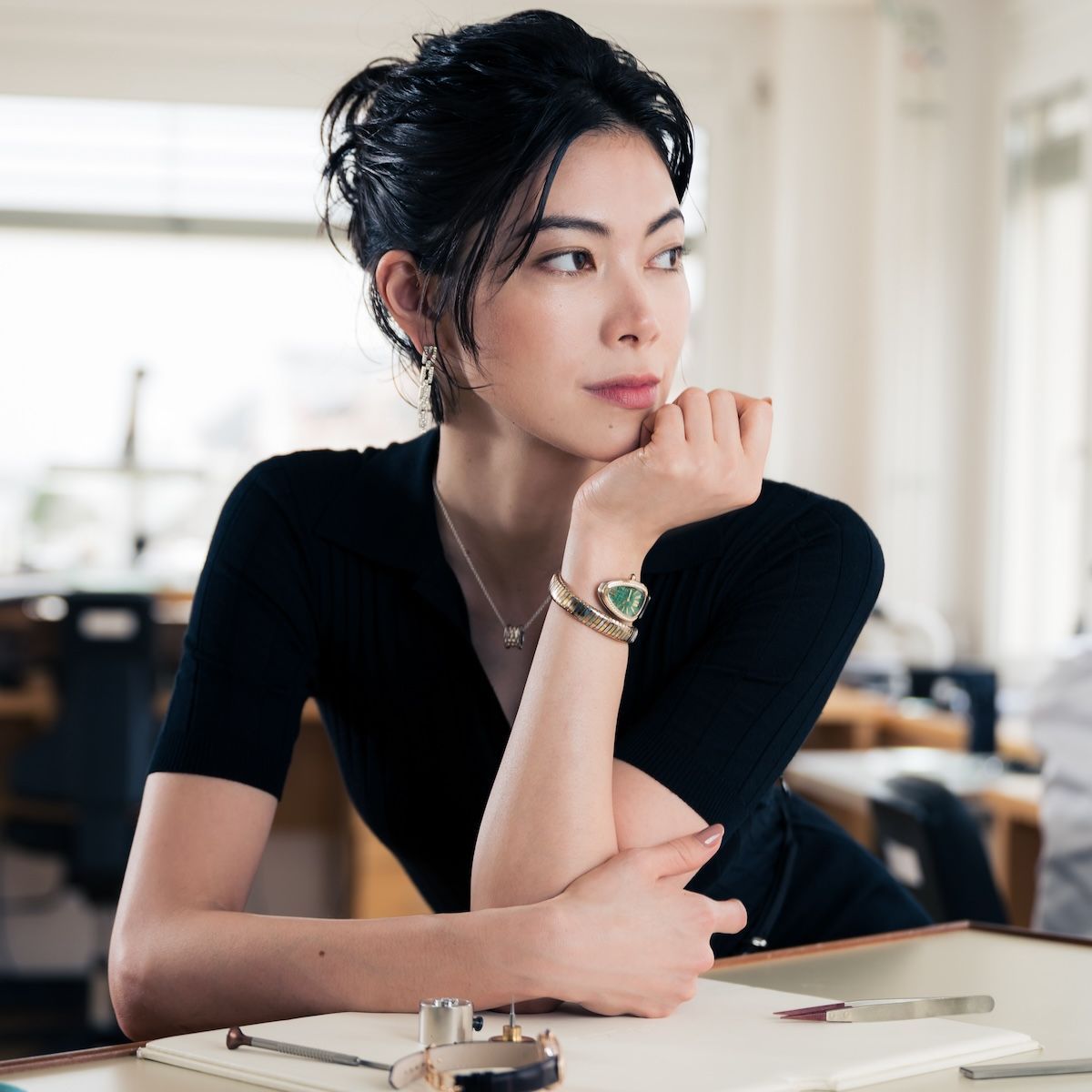 ブルガリ「セルペンティ トゥボガス 安藤忠雄 限定モデル」を発表。森