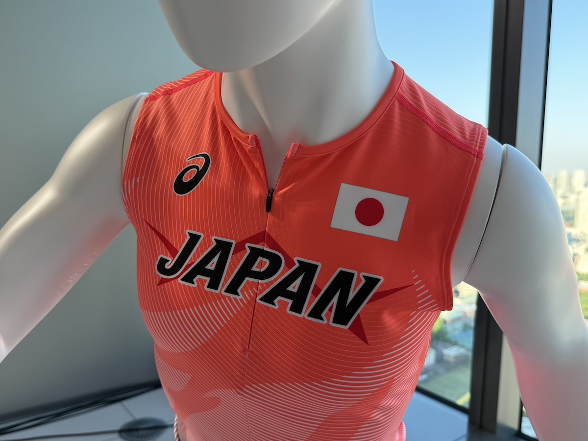 アシックス」が「東京2025世界陸上」の公式ウエアを披露 織田裕二