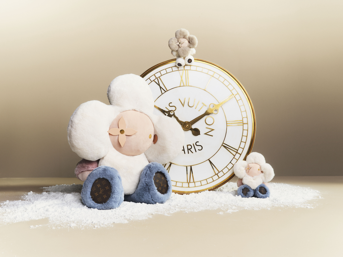 ルイ・ヴィトン」がホリデーに向けマスコット“ヴィヴィエンヌ”と