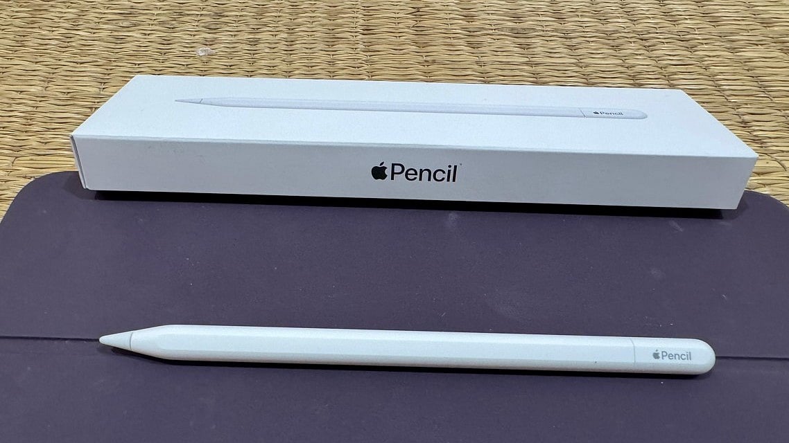 Apple Pencil (USB-C) Review: Reliable handy tool for fun and work