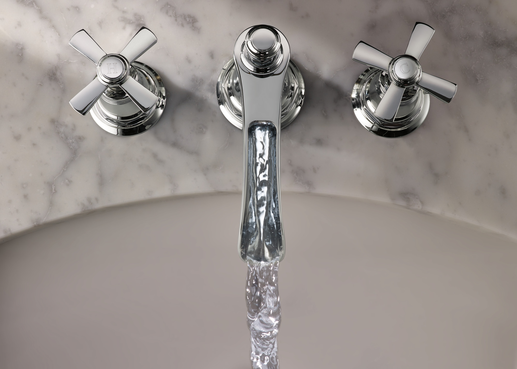 Rook® | Widespread Lavatory Faucet with Channel Spout - Less