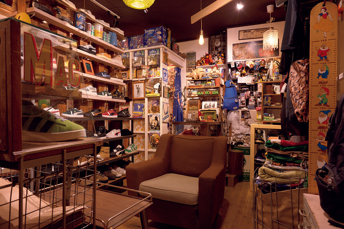 あるジャンルに特化した専門店的古着屋！〜後編〜町田〈バック