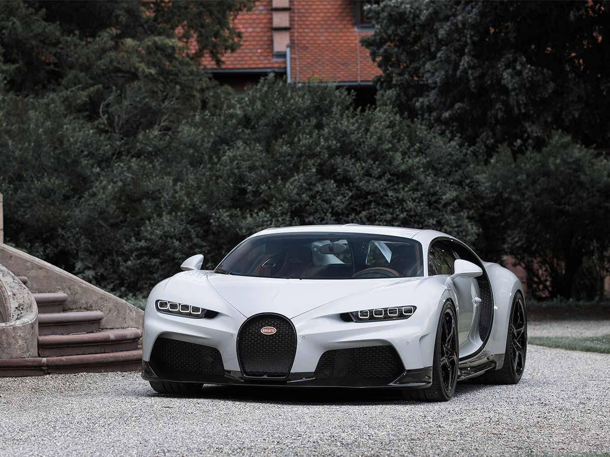 ブガッティ・シロンの高性能版登場！ 4億円超の“スーパースポーツ”とは