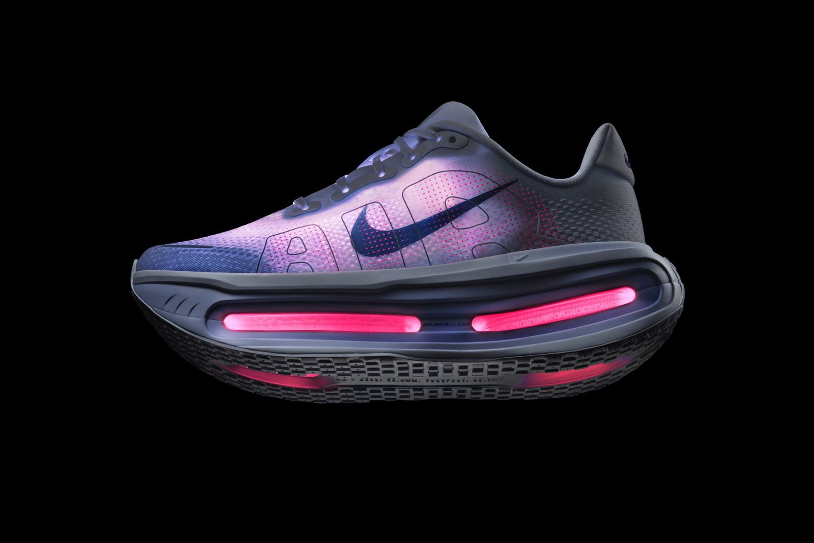 ナイキ ボメロ プレミアム」登場。ソール55mm厚というクッショニングの