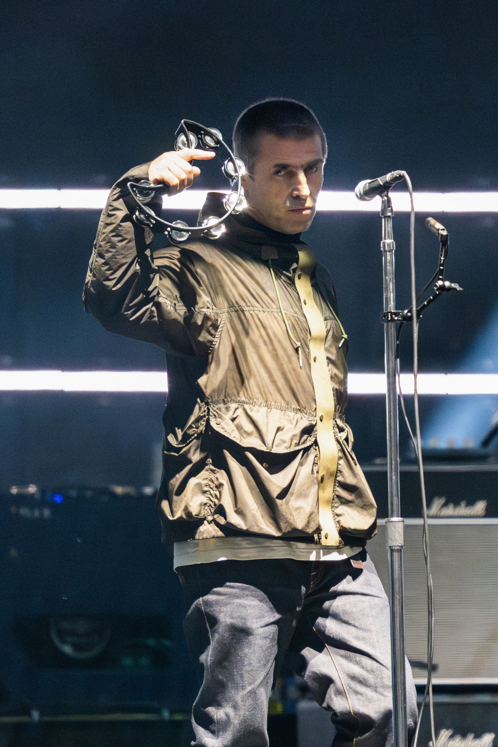 オアシスが今もクールなのは、記憶の中の姿のままだから | GQ JAPAN