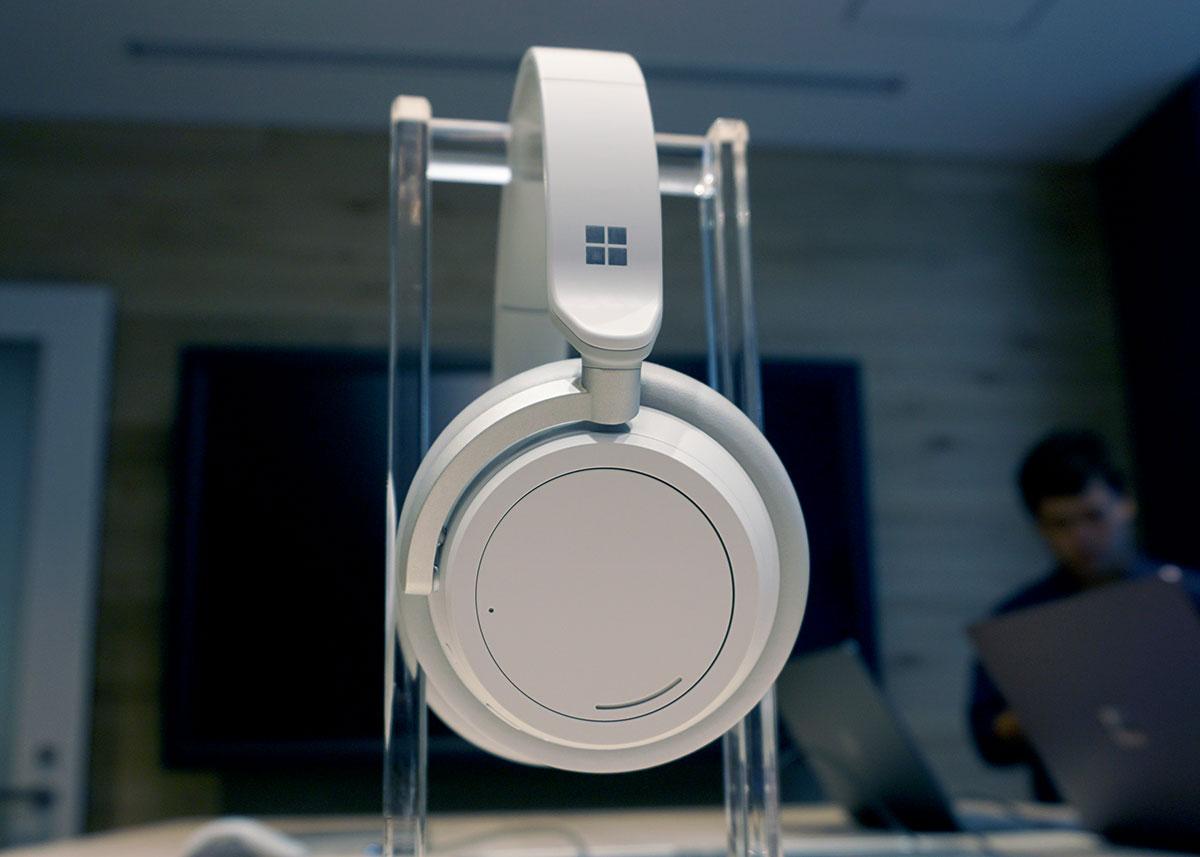 今一番触りたいガジェット｢Surface ヘッドフォン｣が日本発売でござい