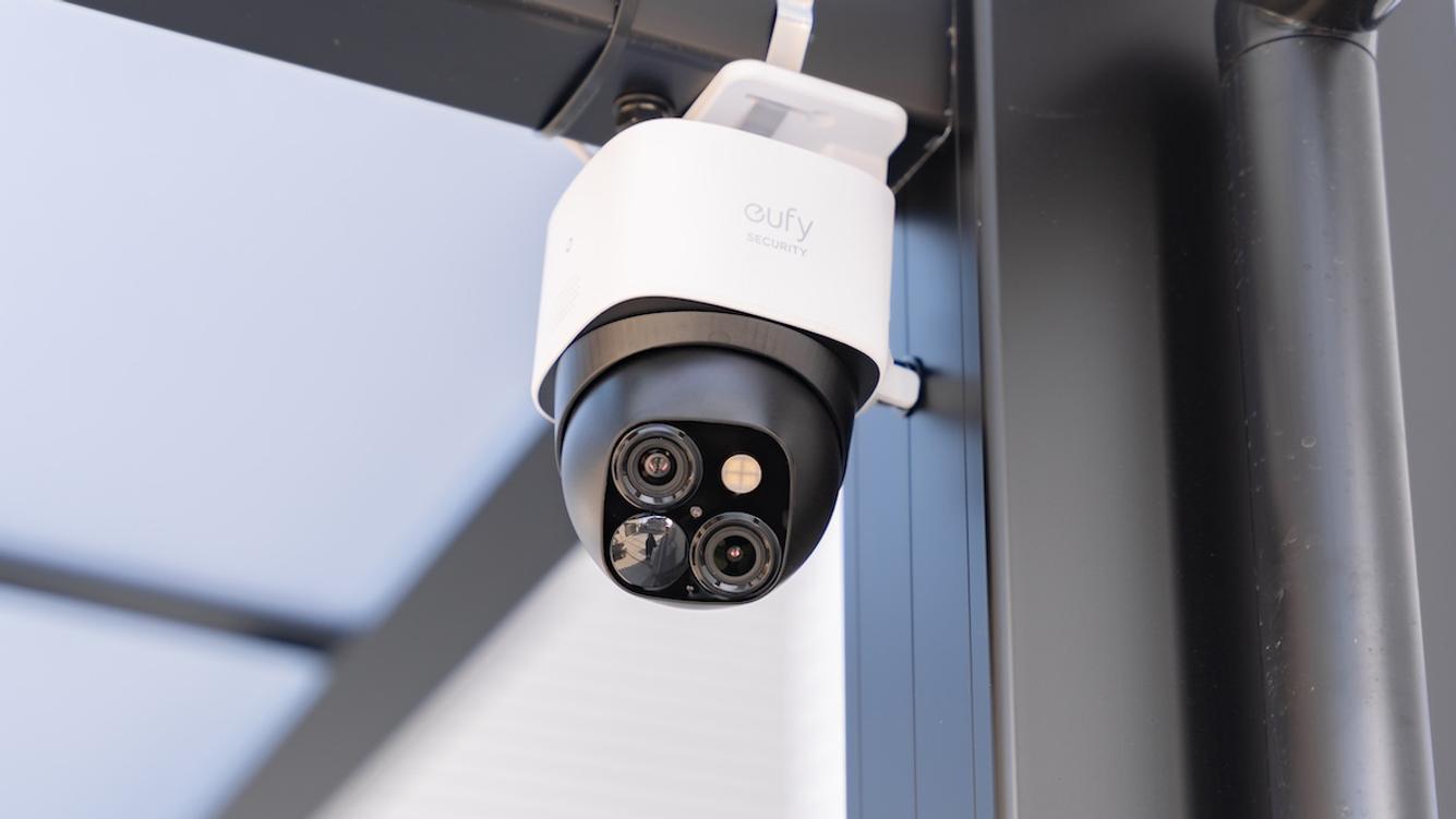 Ankerの｢電気工事不要の防犯カメラ｣。360°死角なしだから安心