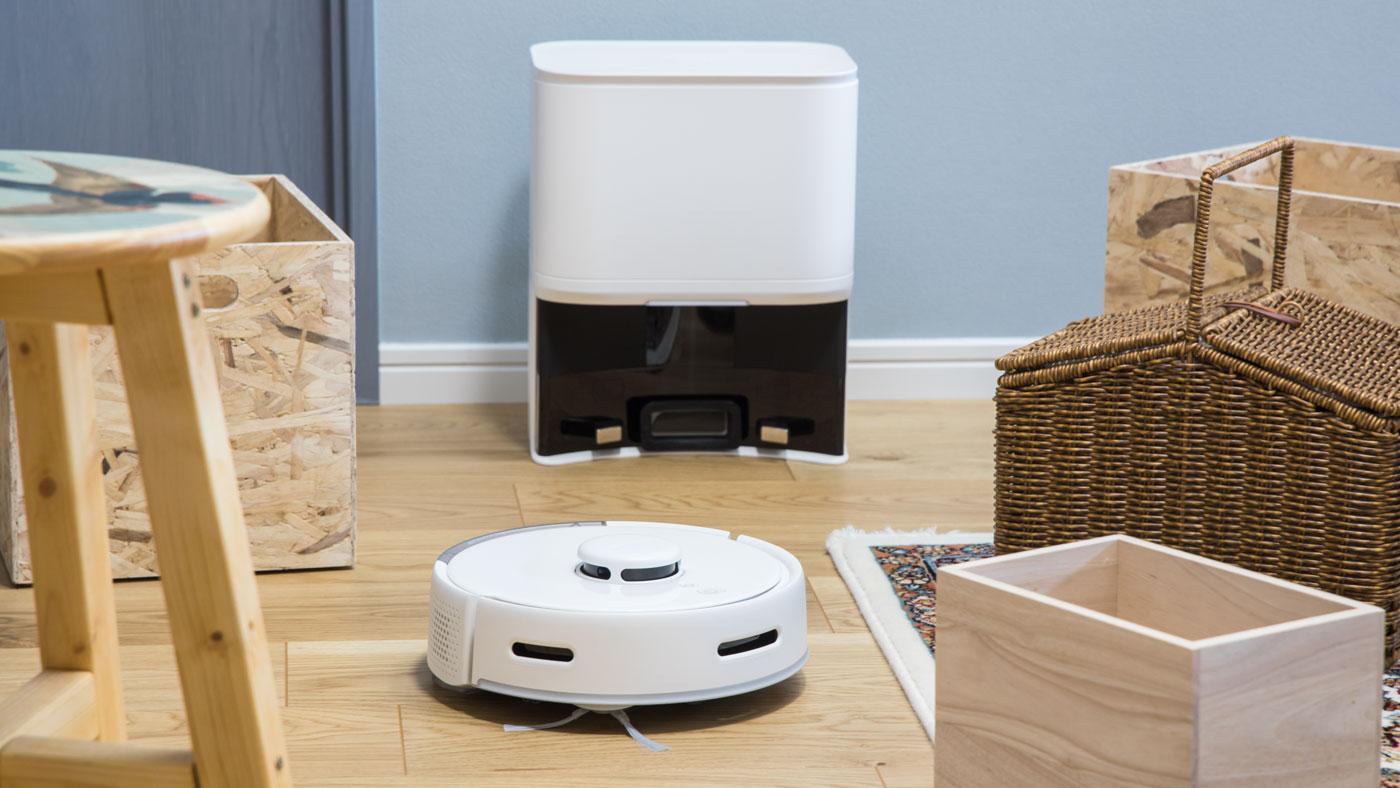日本の住環境を隅々まで掃除するために誕生。小型・高性能な｢SwitchBot