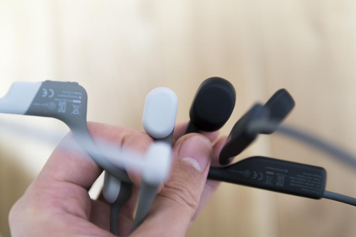 AfterShokzの「ハイエンドモデル骨伝導イヤホン」は着けてることを忘れ