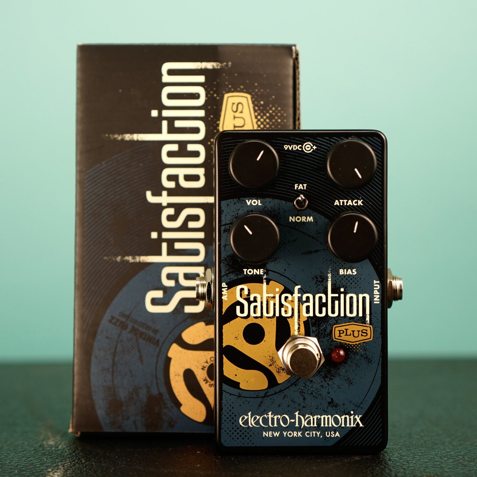 Electro-Harmonix Satisfaction Plus Fuzz (new) - 683274012445