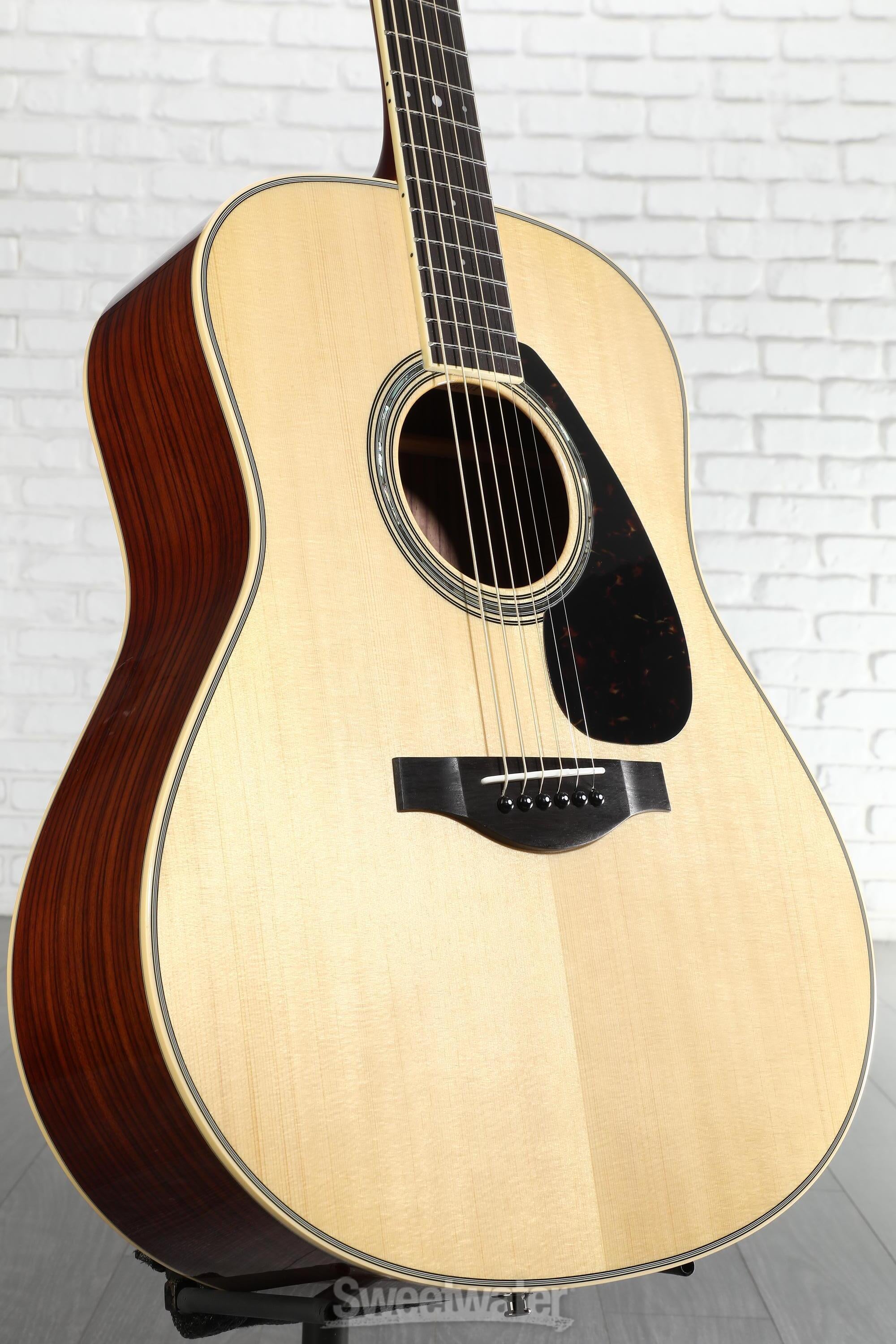 Yamaha LL6 ARE Original Jumbo Acoustic Guitar - Natural Reviews