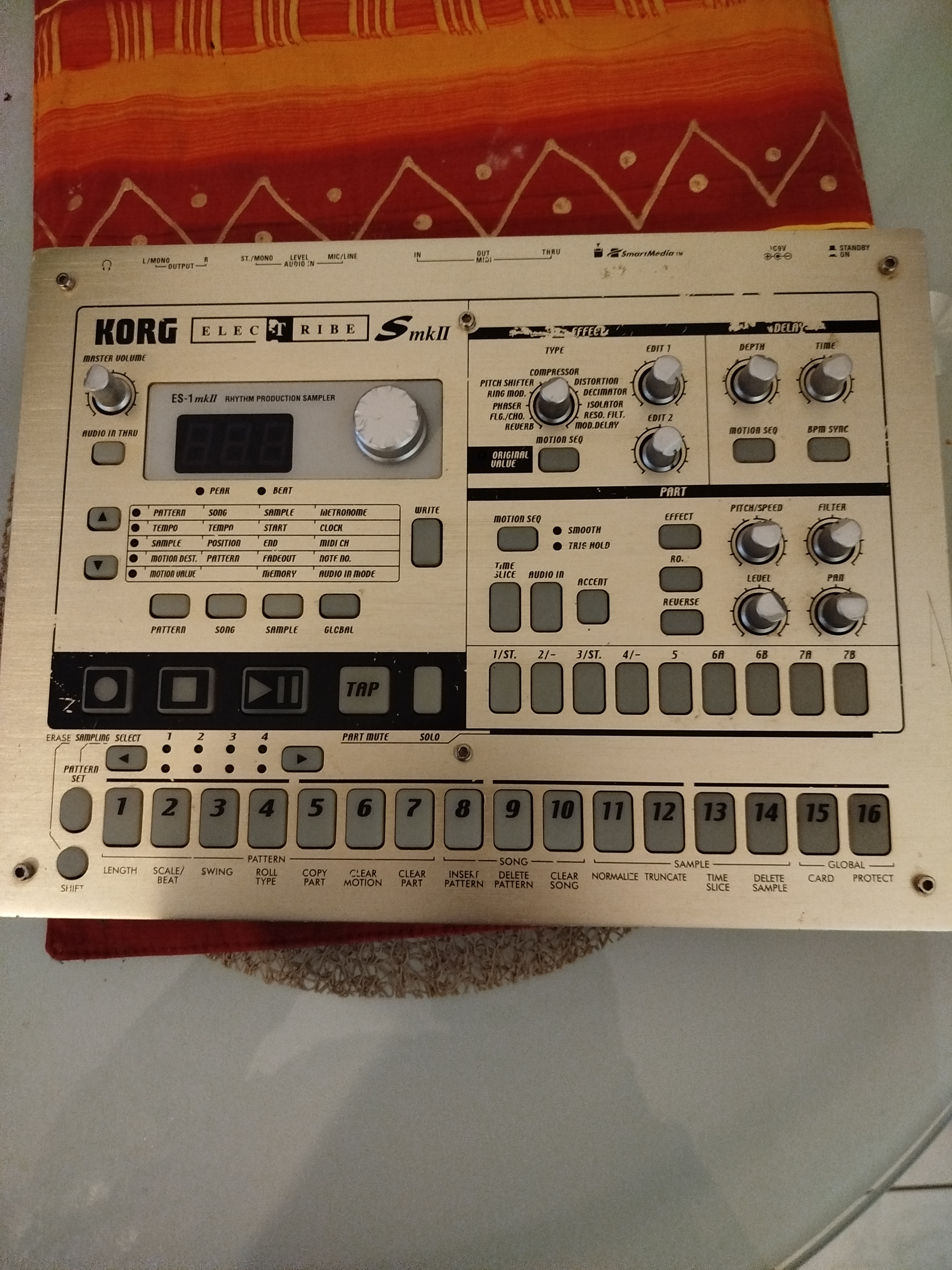 ElecTribe Es-1 MkII - Korg ElecTribe Es-1 MkII - Audiofanzine