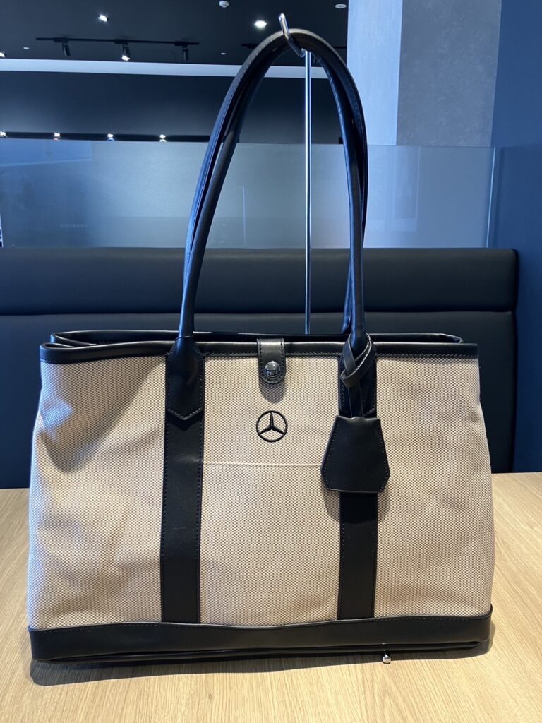 高級感漂うメルセデスのキャンバストート👜 | メルセデスベンツ神戸西