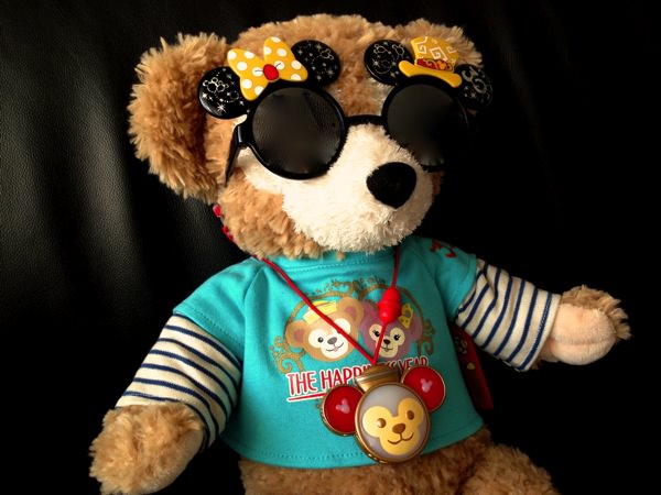人気のダッフィーの30周年コスチューム&ライトペンダント&サングラス！ -