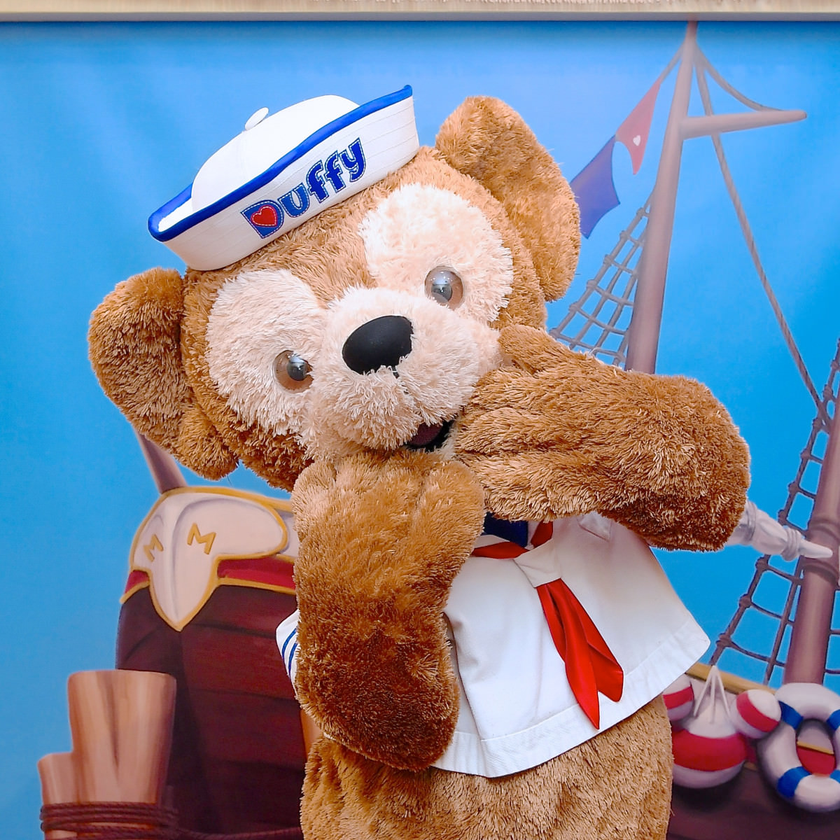 ジェラトーニとのグリーティングも！香港ディズニーランド”ダッフィー