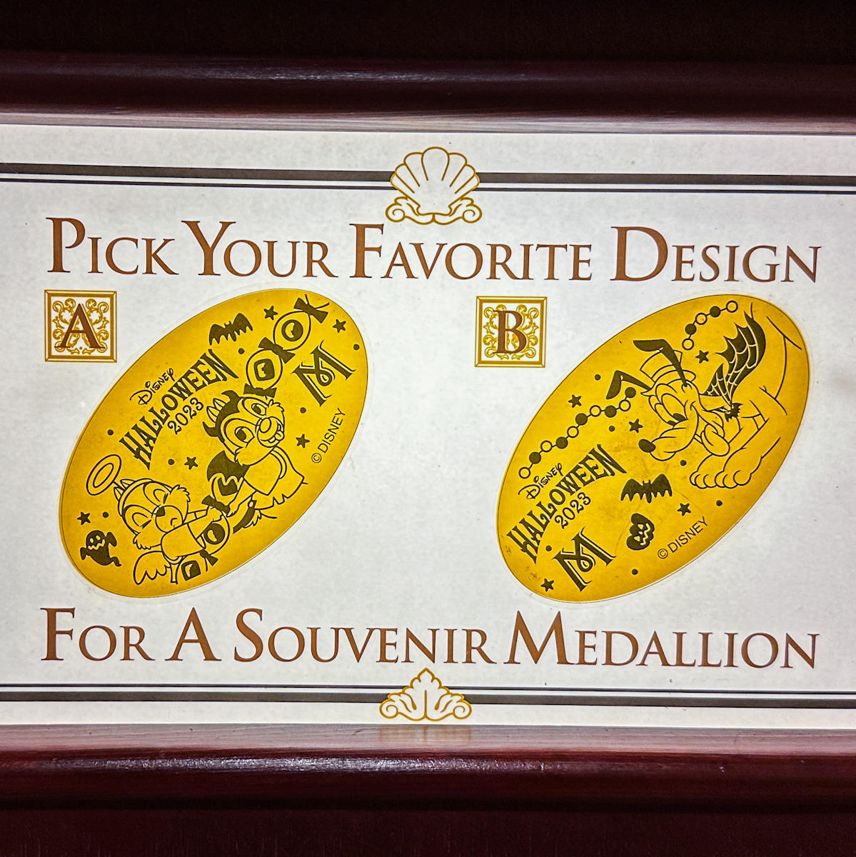 天使と悪魔になりきったチップ＆デールデザインも！東京ディズニー