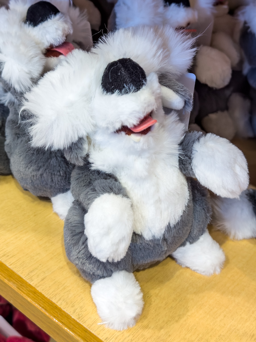 ふわふわな毛並みがかわいいマックス！東京ディズニーランド『リトル