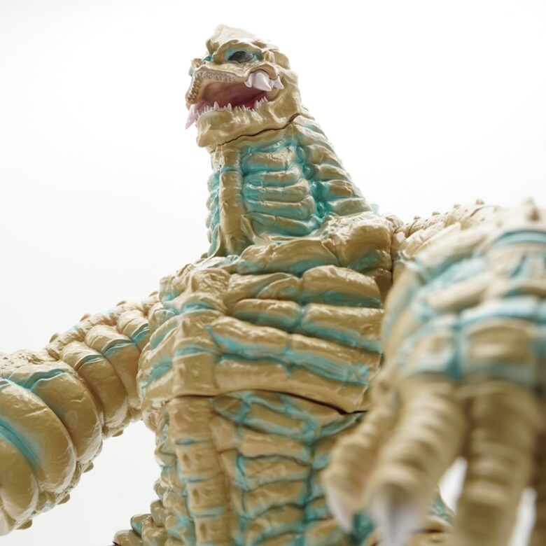 予約受付開始 ツブラヤストア限定カラー「レッドキング 骸王」アート