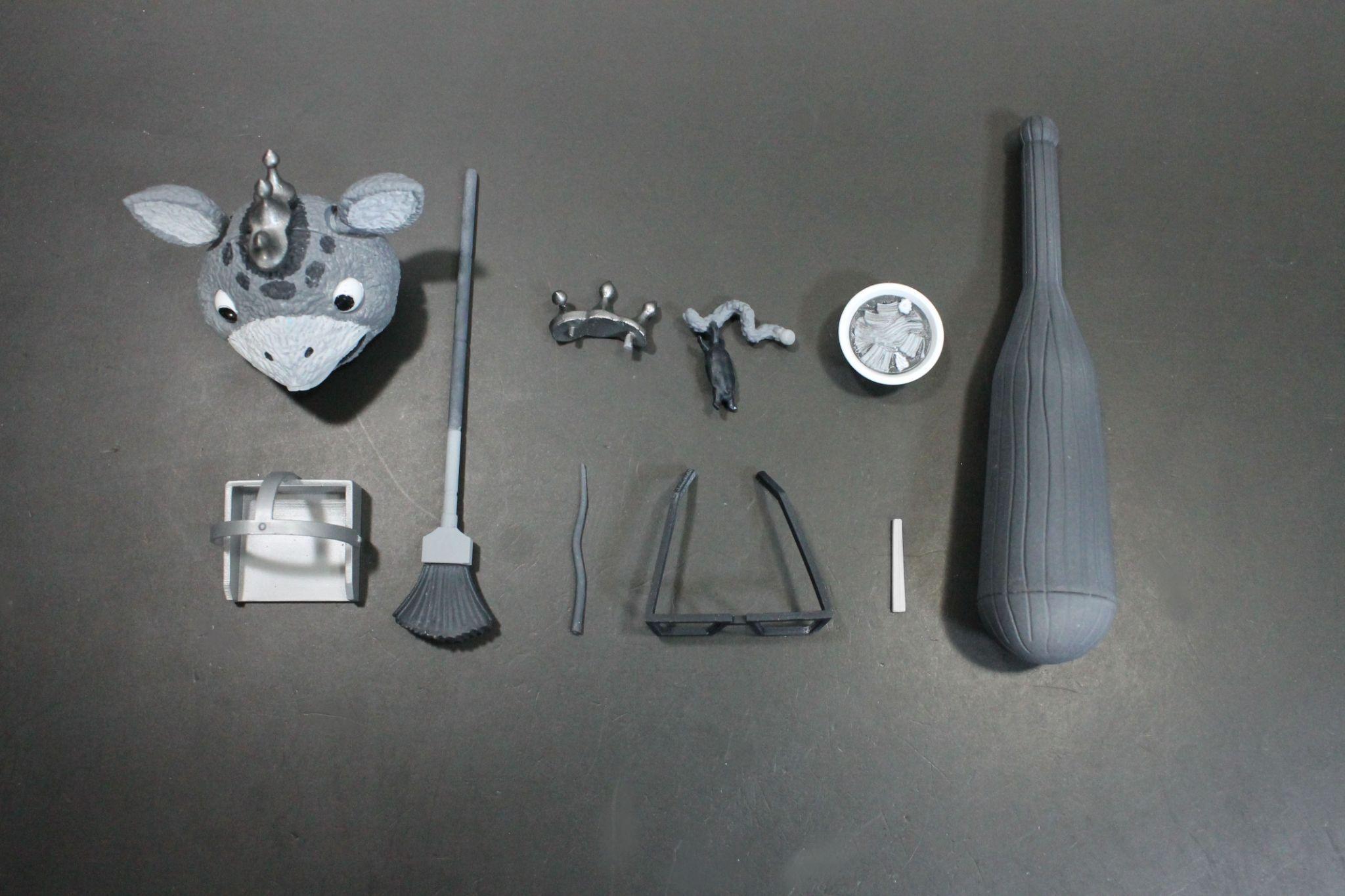 数量限定生産「HERO ACTION FIGURE 快獣ブースカ モノクロバージョン