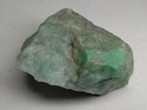 Amazon.co.jp: 青緑 98g (白) 翡翠 原石 ヒスイ 鉱物 鑑賞石 糸魚川