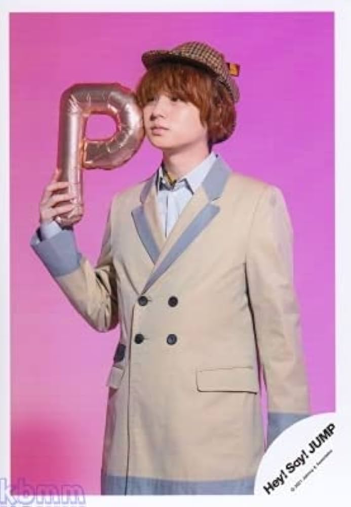 Amazon.co.jp: Hey! Say! JUMP 公式生写真（伊野尾慧）HAL00577 : おもちゃ