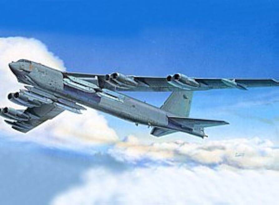 Amazon | タミヤ イタレリ 1/72 飛行機シリーズ 1262 ボーイング B-52H