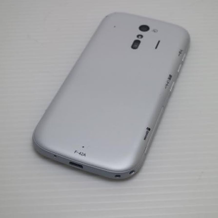 Amazon | ドコモ らくらくスマートフォン F-42A ホワイト | エヌ