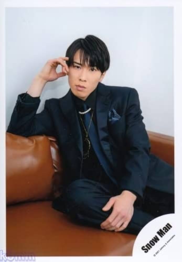 Amazon.co.jp: Snow Man 公式 生 写真（宮舘涼太）SM01221 : おもちゃ