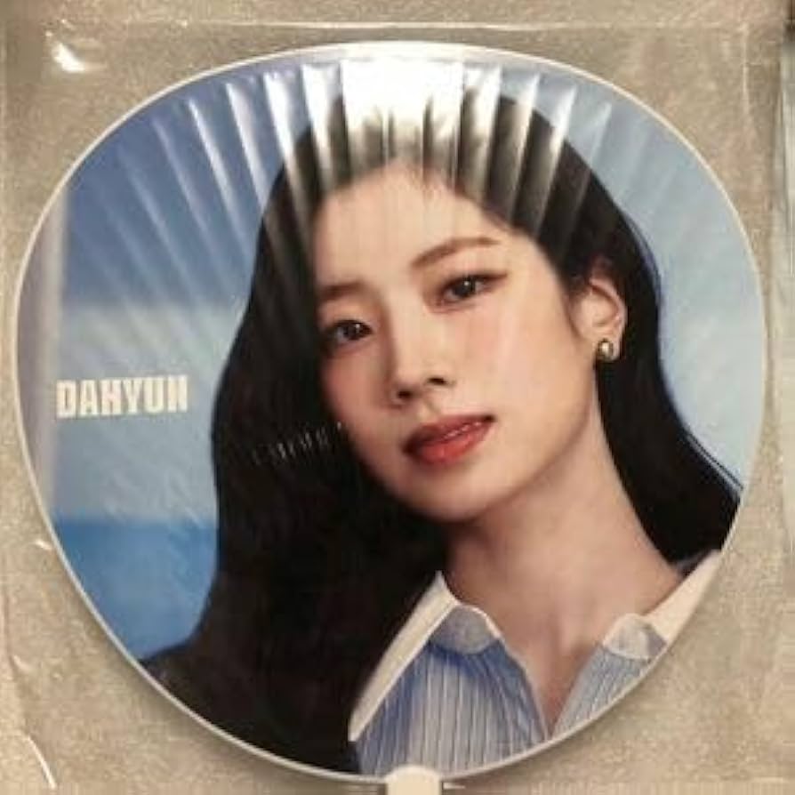 Amazon.co.jp: TWICE ダヒョン うちわ READY TO BE SPECIAL : ホーム