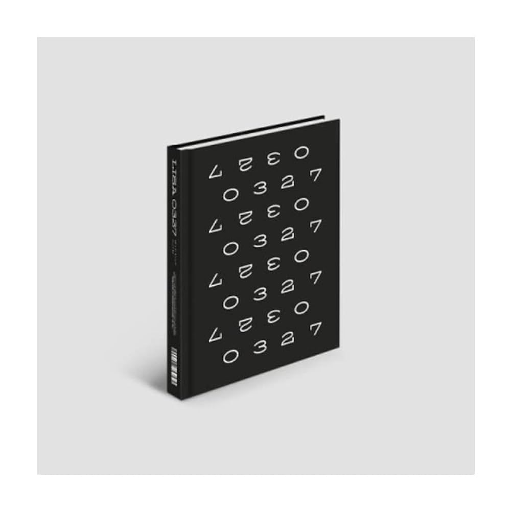 BLACK PINK LISA - BLACKPINK Lisa LISA 0327 Photobook Vol.03