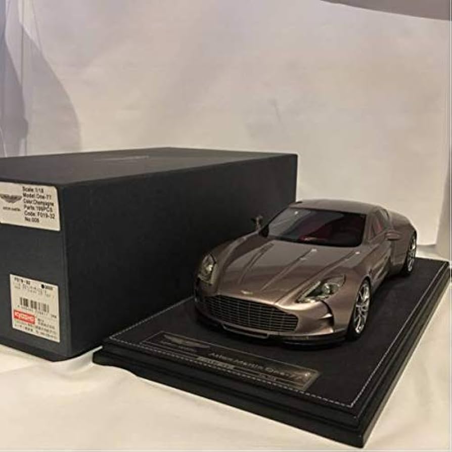 Amazon | 8台目 Fronti Art 1/18 Aston Martin One-77 ミニカー