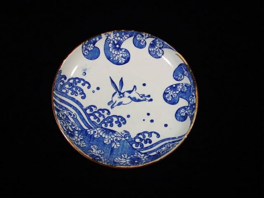 Amazon.co.jp: 波うさぎ印判中皿明治～大正頃印判皿菊花波ウサギ 303