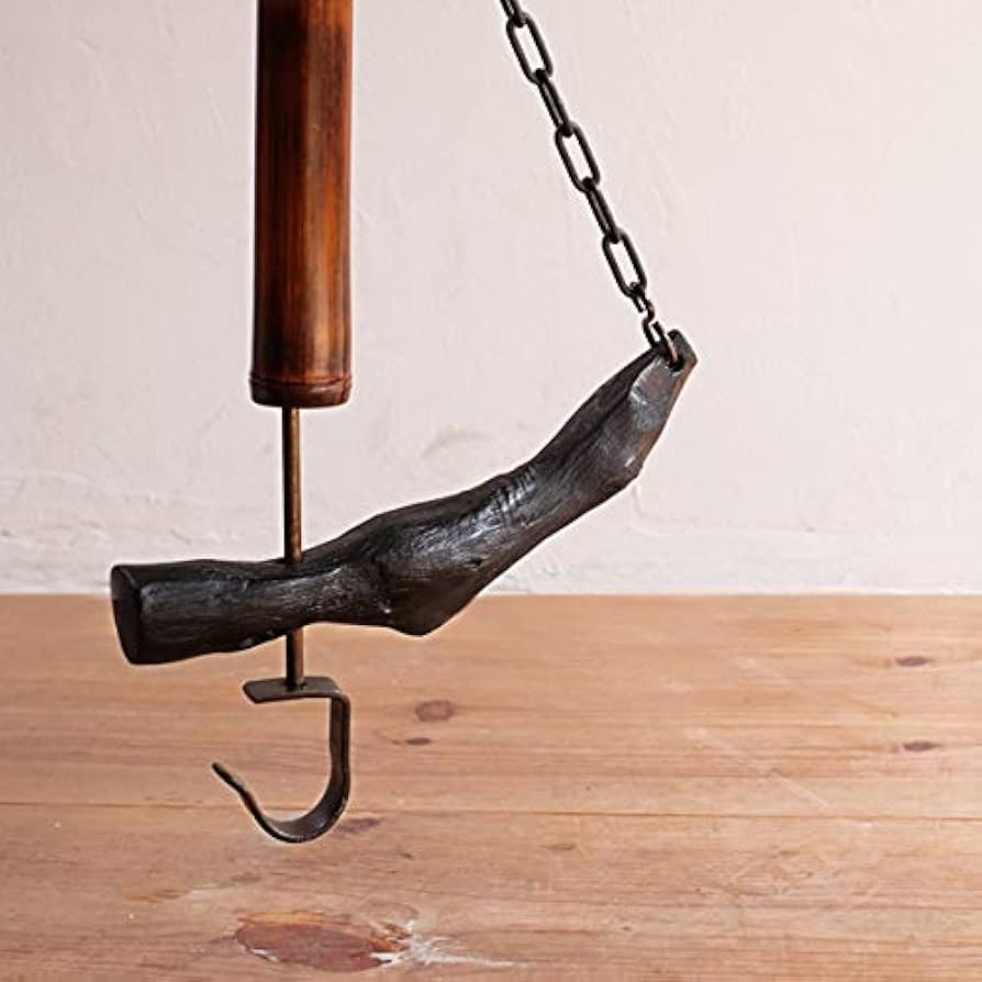 Amazon.co.jp: 囲炉裏 自在鉤 天然竹 漆塗り 小 山中 : ホーム＆キッチン