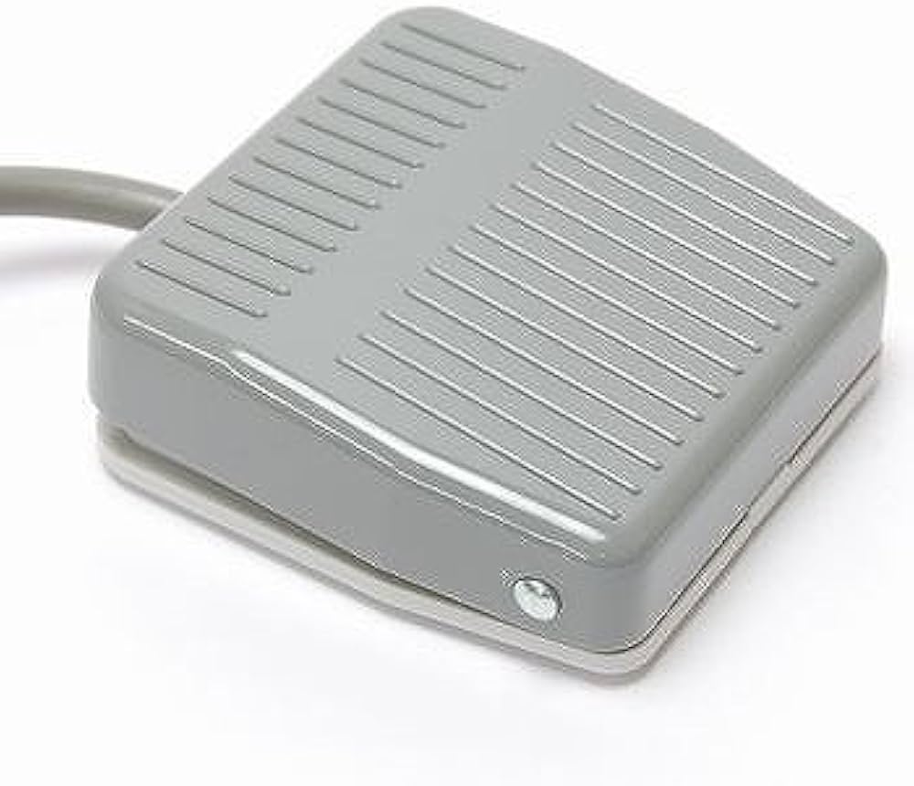 Amazon | 国際電業 フットスイッチ SFK-1 | フットスイッチ | 産業