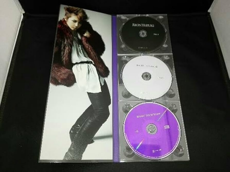 Amazon.co.jp: DVD 柚希礼音 Special DVD-BOX 「REON YUZUKI」(2DVD+CD