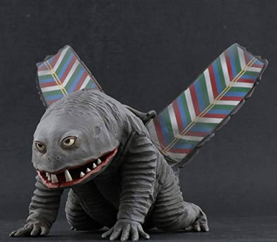 Amazon.co.jp: 大怪獣シリーズ ウルトラマン編 ケムラー 発光Ver. 完成