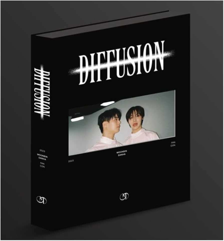 Amazon.com: ASTRO MOONBIN & SANHA [DIFUSIÓN] Fan Con DVD 2023