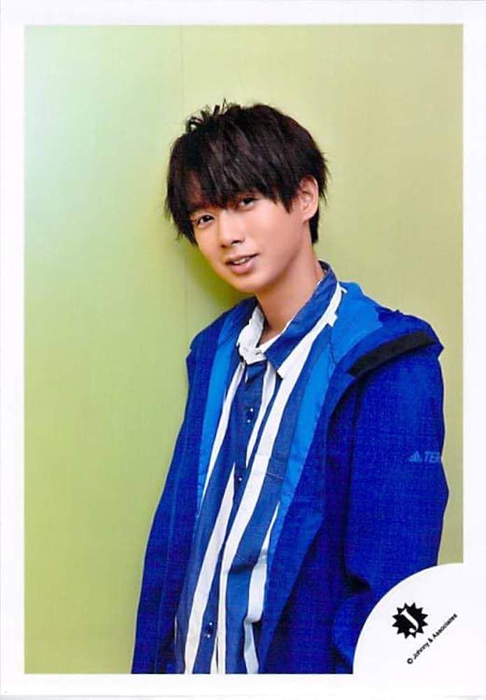 Amazon.co.jp: HiHi Jets ハイハイジェッツ 井上瑞稀 公式写真 写真