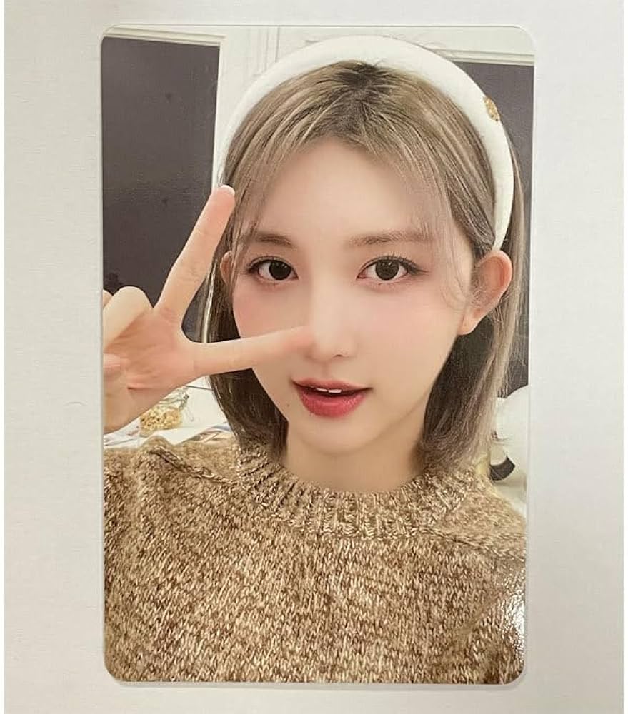 Amazon.co.jp: IVE FC2期 本国 dive ガウル トレカ 韓国 ファンクラブ